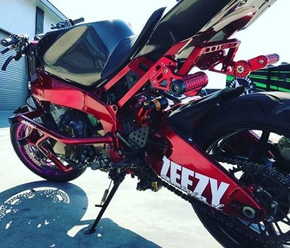 ZX-6R (03-04) 好きなポジションに設定できるアルミサブケージ｜AxxL