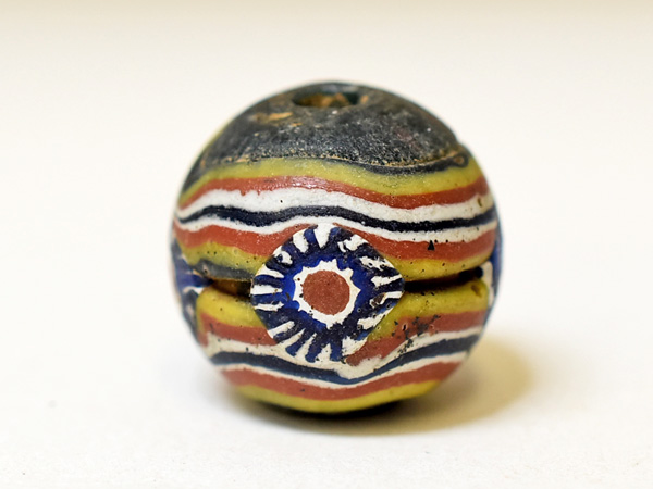 ジャワビーズ（ばら、一連） カテゴリ商品一覧｜アンティークビーズ