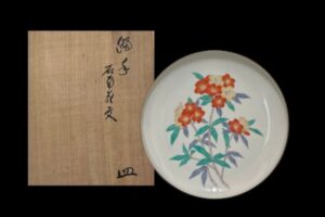 十四代酒井田柿右衛門「濁手紅葉文額皿」 の買取実績｜福岡県久留米市