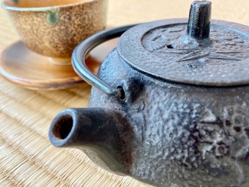 鉄瓶買取なら獏 | 最新の価格相場で安心の高価買取