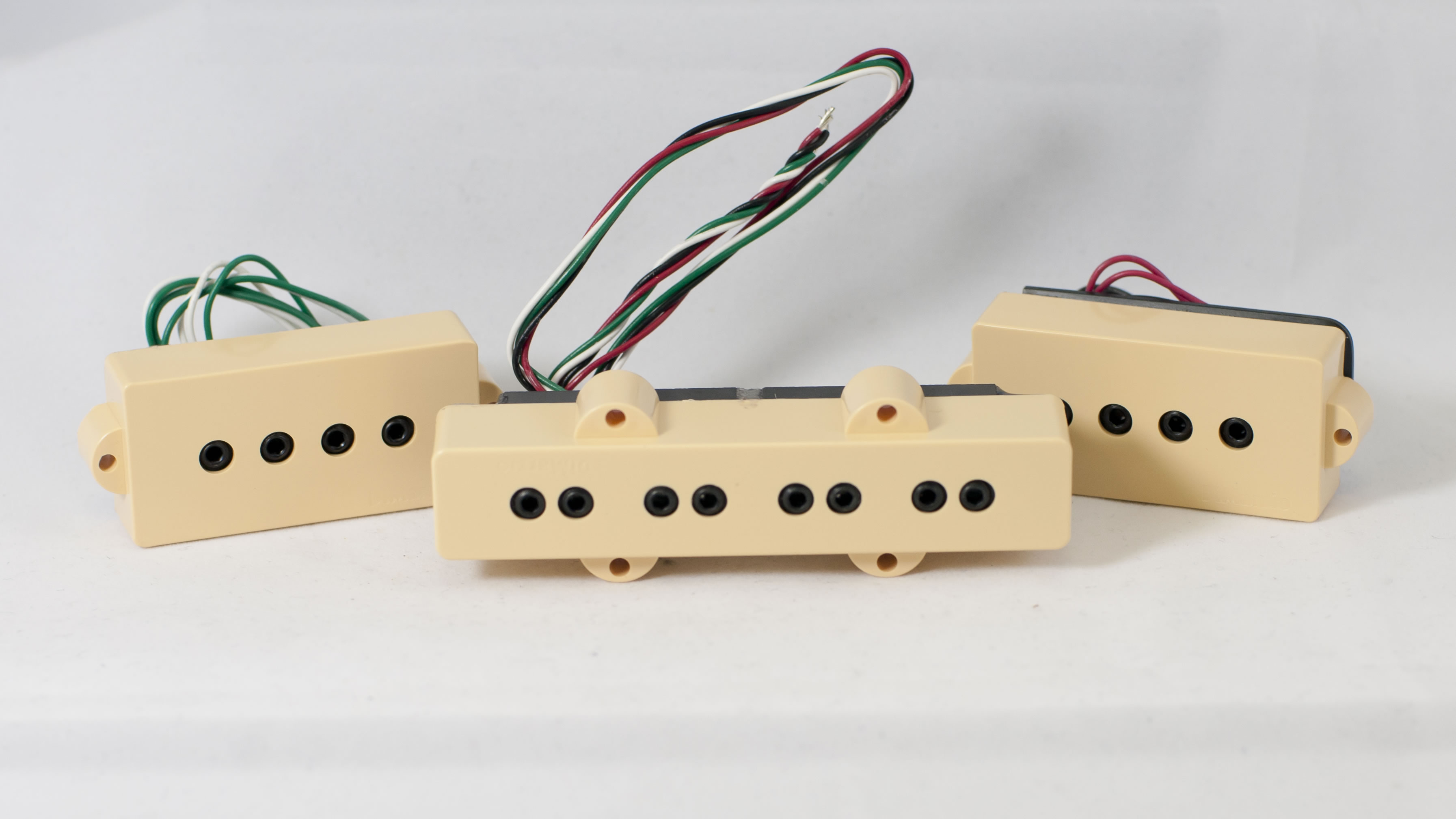 DIMARZIO DP123 CREAM ジャズベース用 ブリッジ側のみ DiMarzio DP123