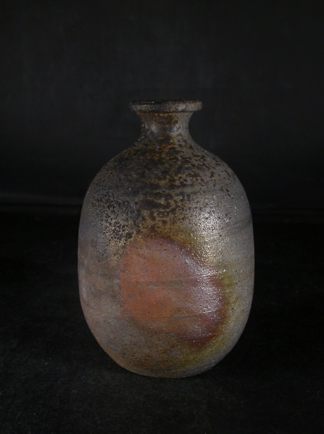 備前焼 登窯 備前焼中堅作家 松本 勝哉 共箱付き窯変徳利1 備前焼卸