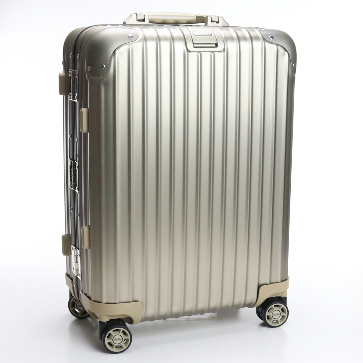 ドイツ製最高峰キャリーケース