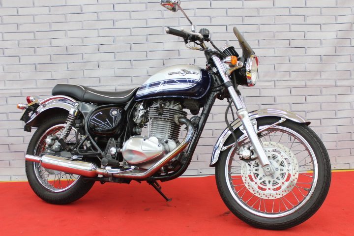 味わい深いキャブレター車！カワサキ エストレヤRS！ | 中古・新車