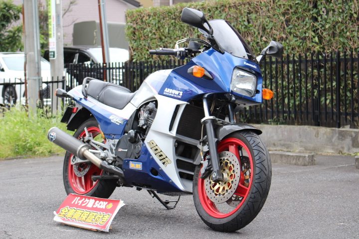 t*u様 gpz900r A9 Kawasaki バイク タンク 青 銀 カワサキ（KAWASAKI
