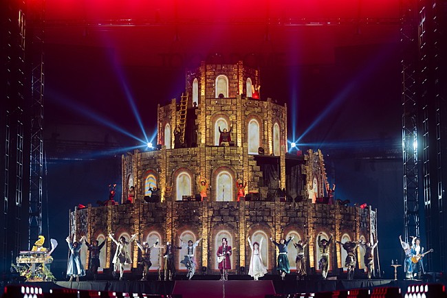 ライブレポート＞Mrs. GREEN APPLE 巨大なバベルの塔と圧倒的な演奏に