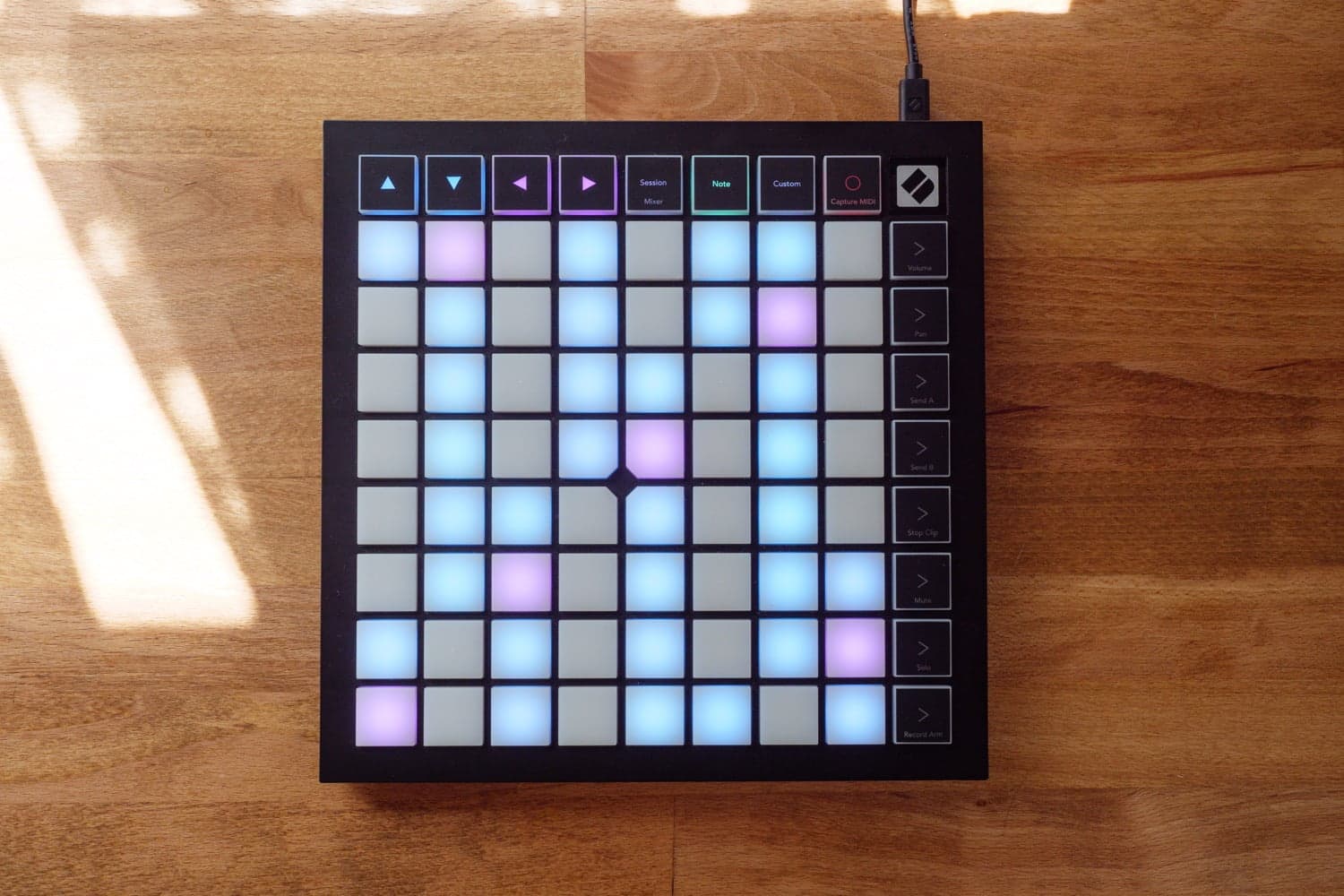DTM】パッドコントローラーのLaunchpad XはギタリストDTMerにオススメ