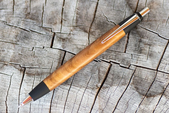 ふるさと納税】こおしんづかの槐のボールペン | 野原工芸｜作り手の裏話