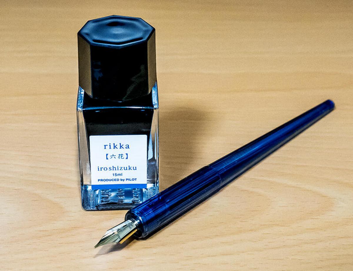 コレ買いました！】万年筆用インク「色彩雫」の新色 ・六花｜