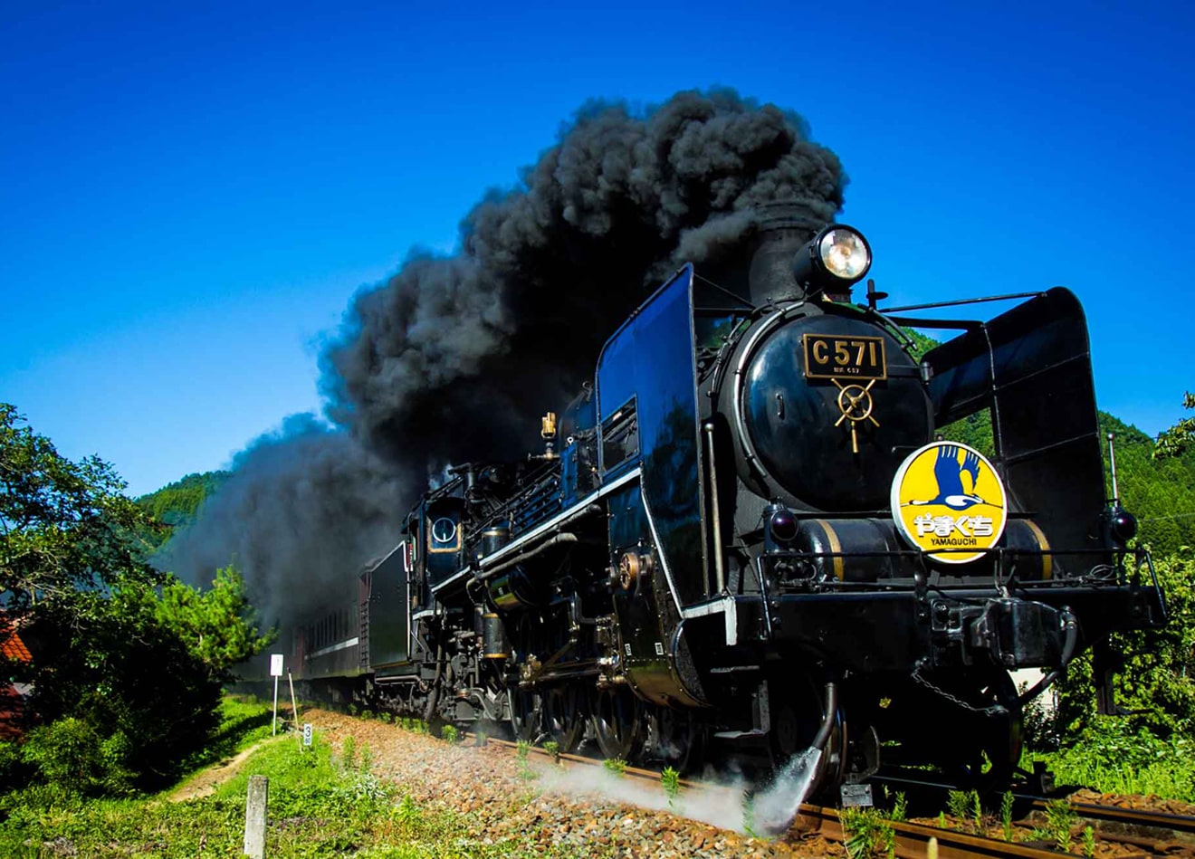 SLは永遠だ 蒸気機関車 写真集 全国】いつか乗りたい蒸気機関車（