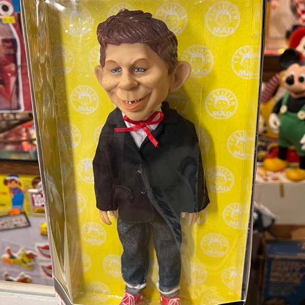 MAD Alfred E.Neuman アルフレッドイーニューマン フィギュア
