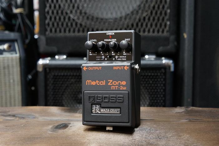 BOSS l Zone 技MT-2W ギターエフェクター動作確認済み BOSS l Zone 技