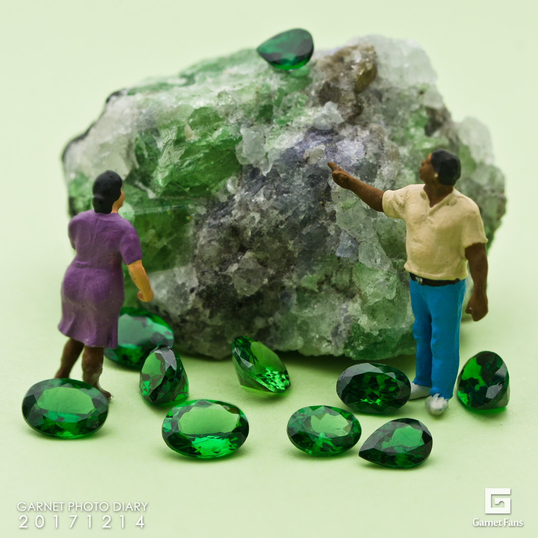 世界で唯一タンザニア・メレラニ鉱山のみで見つかるタンザナイトと