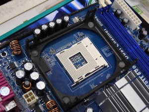 ASRock P4i65G マザーボード pentium2.4ghz メモリ付き 価格.com