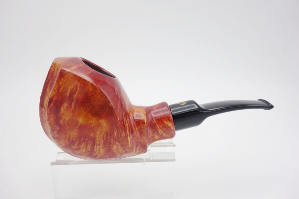 鼻煙壺 二色被せ（多色套料）獅子 鼻煙壺 二色被せ（多色套料）獅子