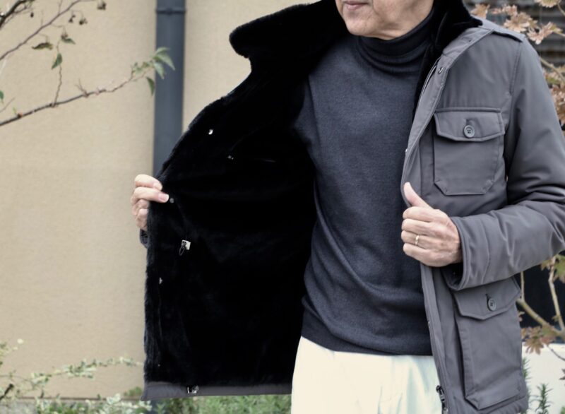 防寒性を高めながらも、細身シルエットでスッキリの【HERNO/ヘルノ】の