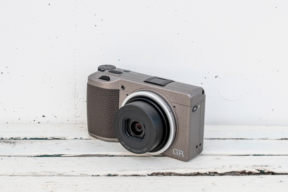 RICOH GR IIIx 備品 おまけ多数(リコー)｜売買されたオークション情報