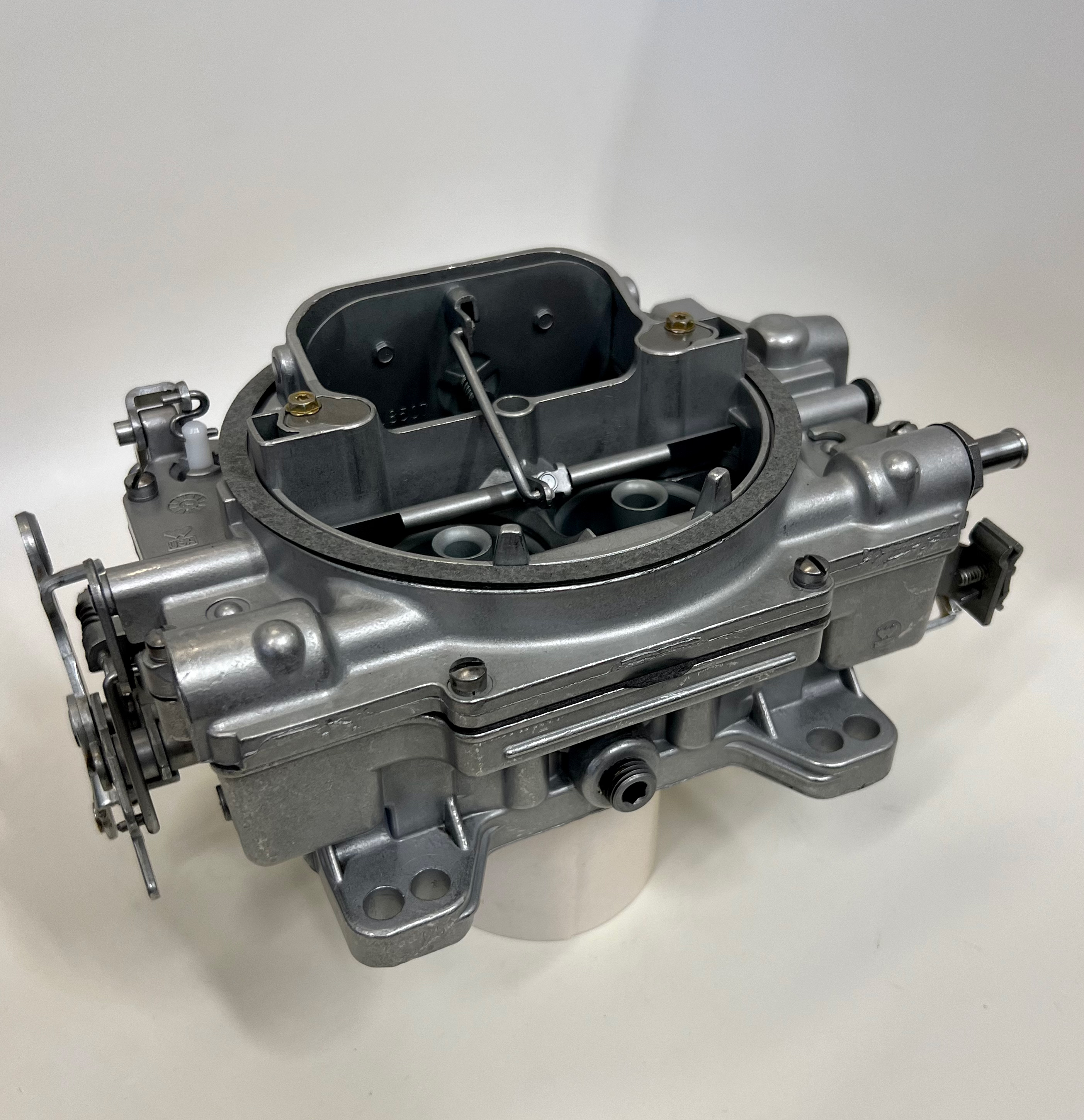 1404 車・バイク・自転車 [ジャンク]Edelbrock キャブレター 1405 1098