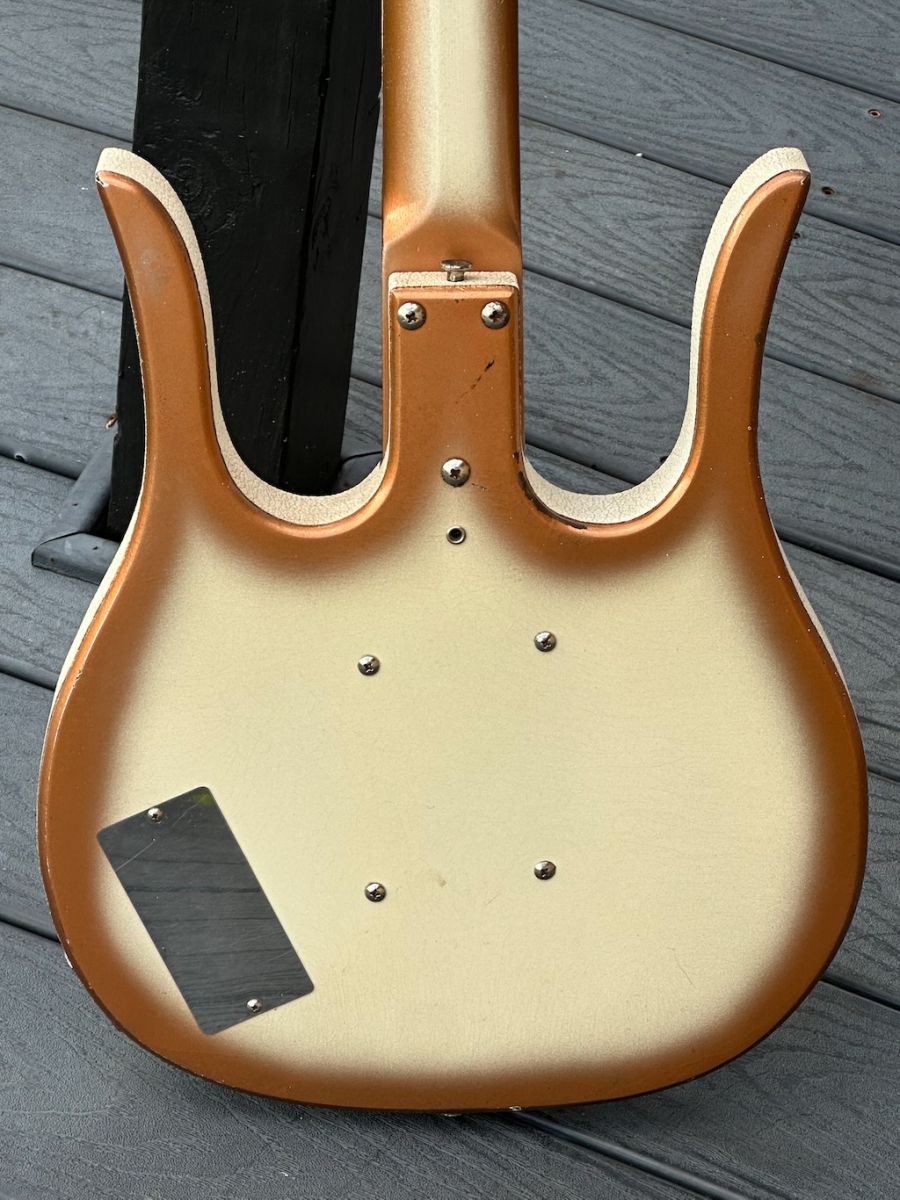 1962 Danelectro Longhorn 4-string Bass | The Guitar Broker