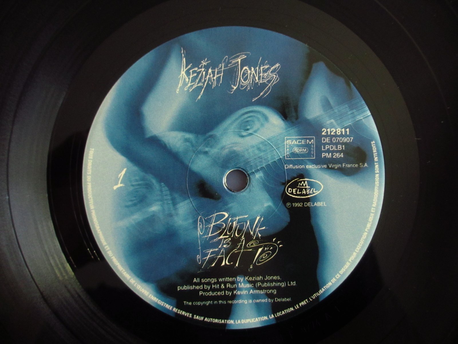 Keziah Jones / Blufunk Is A Fact! - Guitar Records