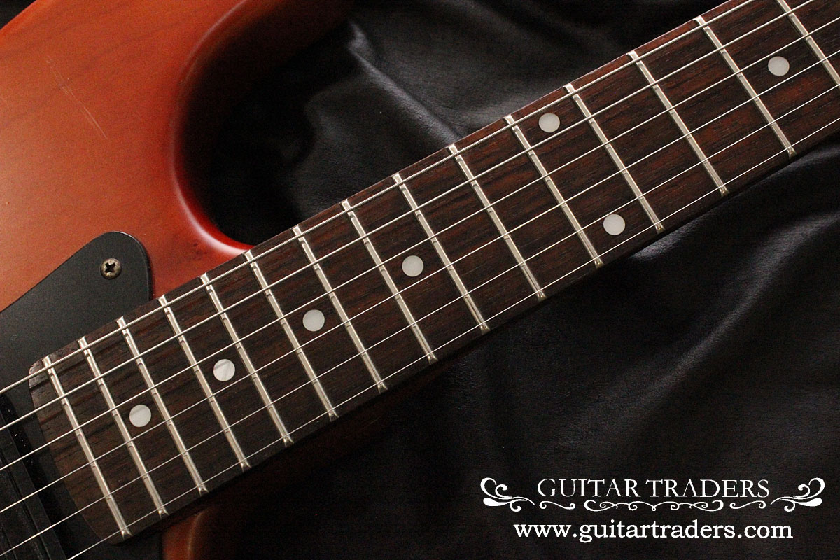 VARITA VST001 ヴァリータ ストラト SSH EMG フロイドローズ VARITA