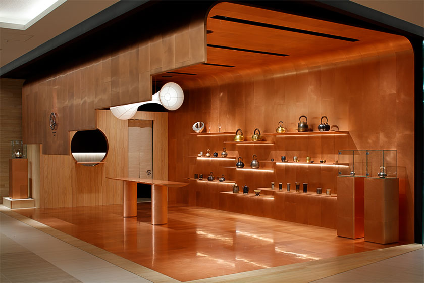 玉川堂 銀座店 – 無形文化財 鎚起銅器「玉川堂」- GYOKUSENDO