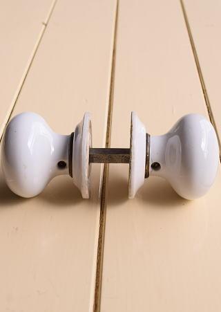 イギリス アンティーク 陶器製 ドアノブ 握り玉 孔雀 ドア用金物