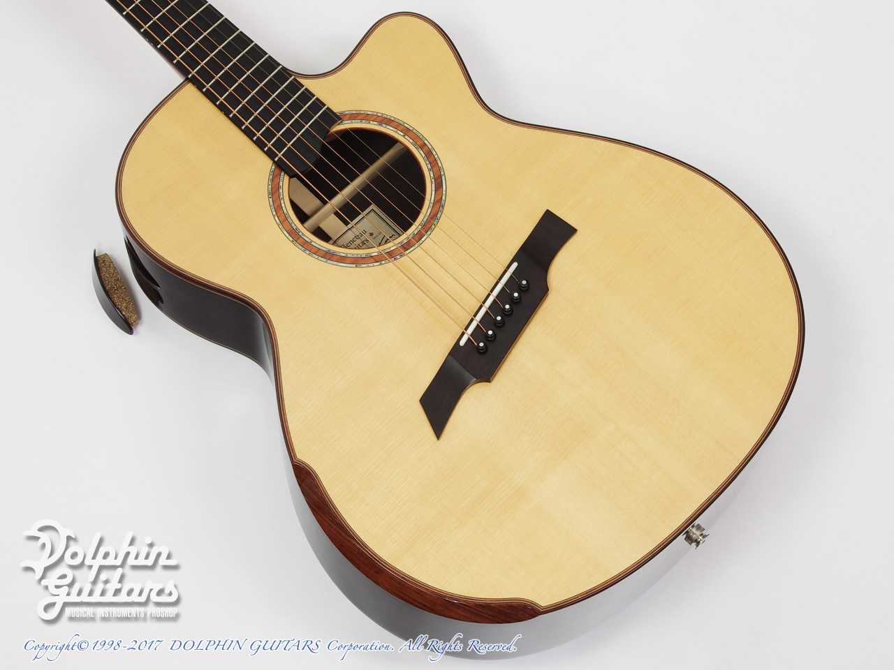 BENETEAU GUITARS Model-M Cutaway Fanfret (African Blackwood