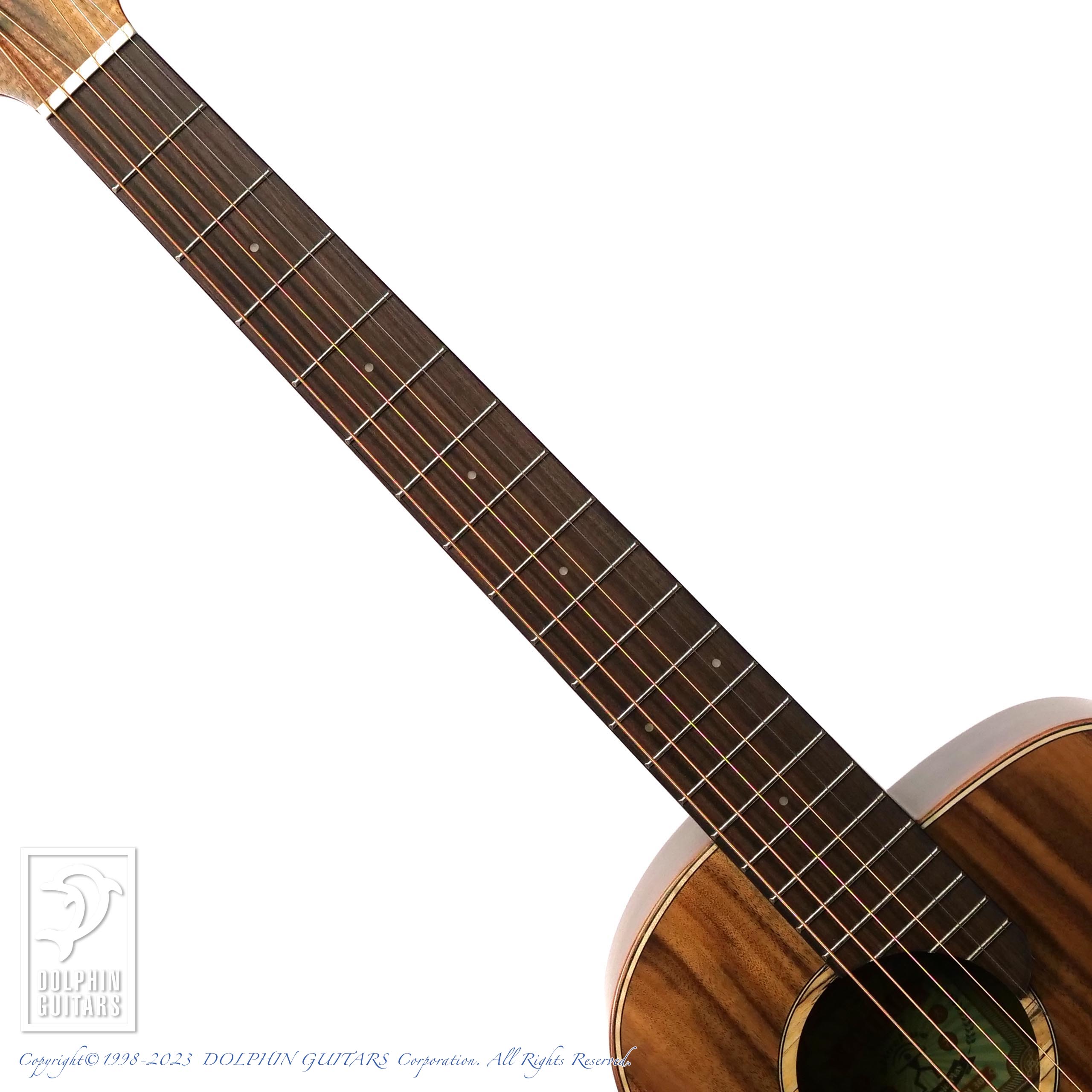 aNueNue （アヌエヌエ）M30 トップ単板、オールアカシアギター aNueNue