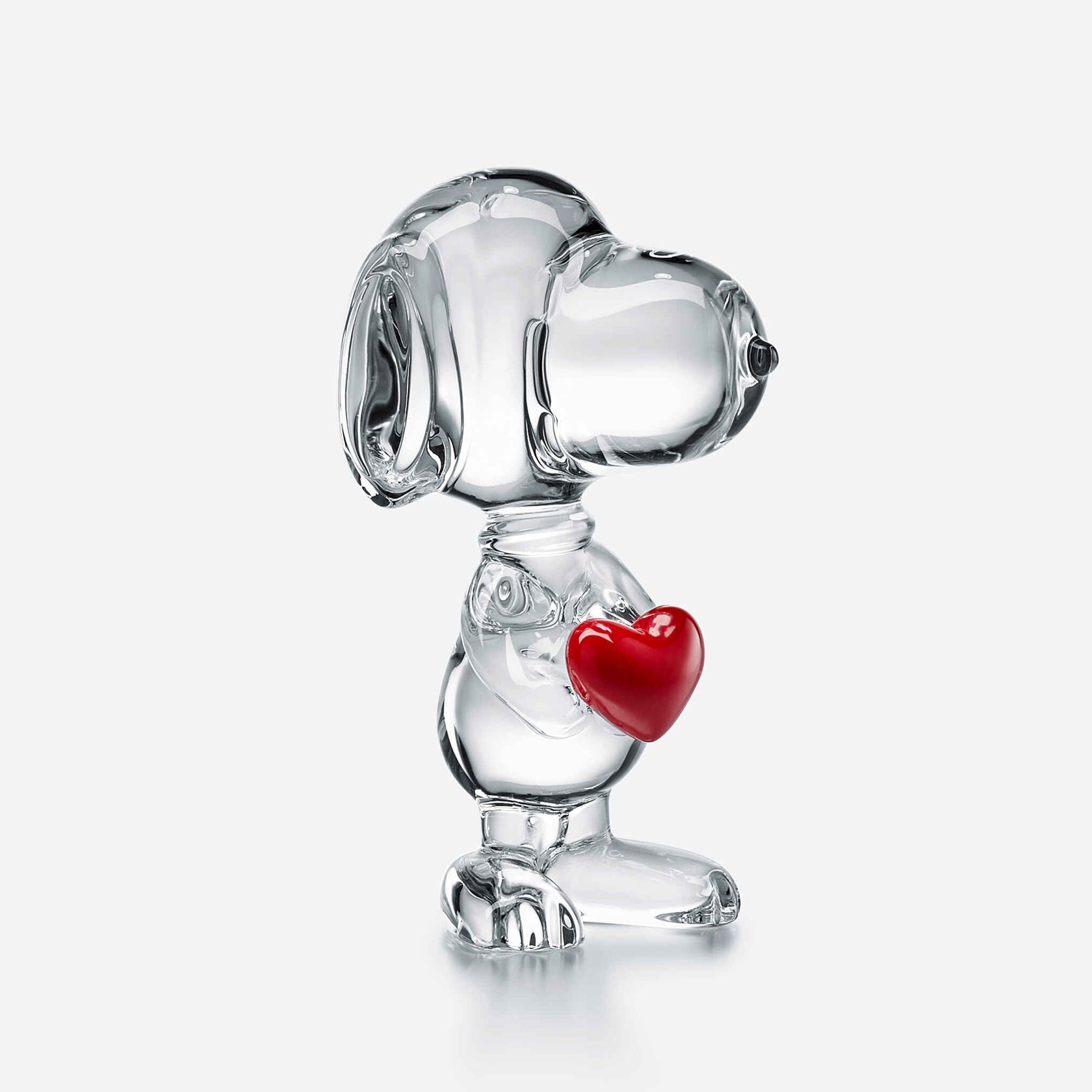 Baccarat Crystal Snoopy Heart – David Shuttle Ltd