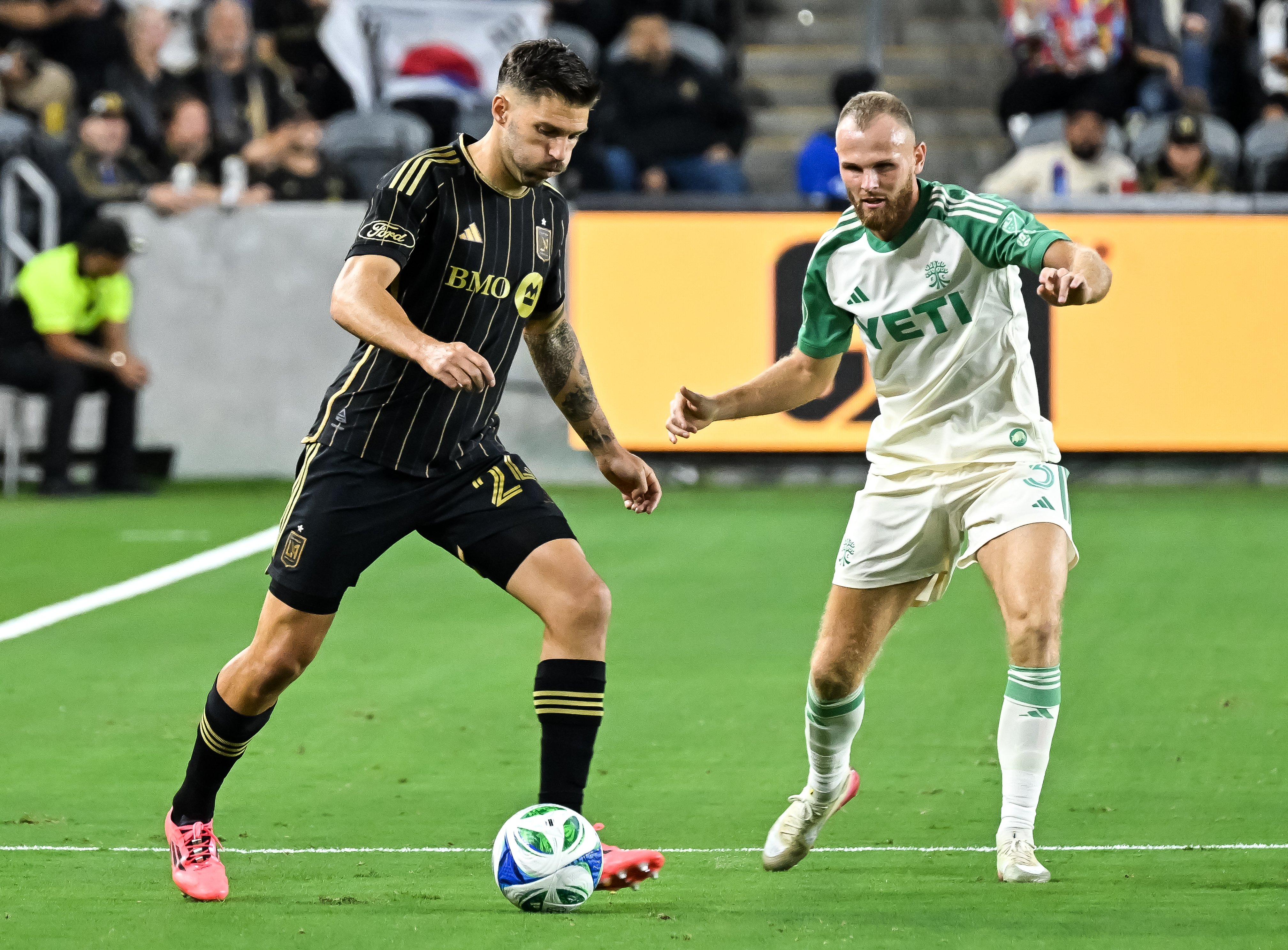 LAFC sneaks past Austin FC in MLS first-round playoff opener