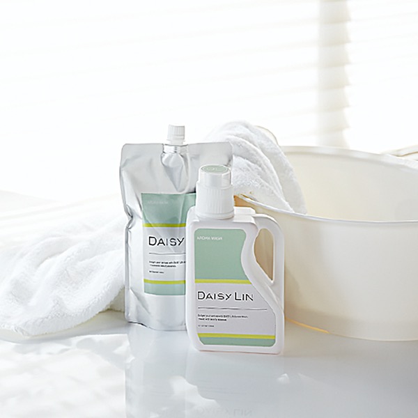 DAISY LIN | Official website and Online Boutique / 記事TOP