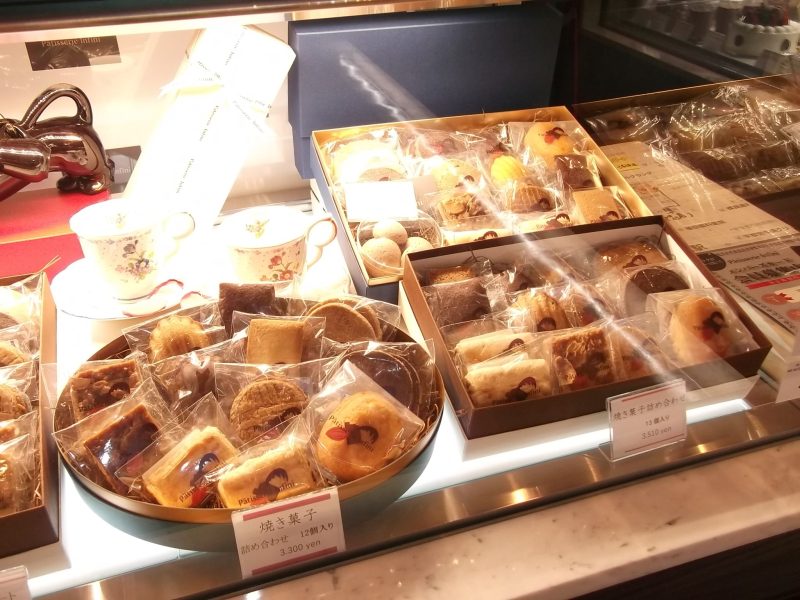 パティスリー ケーキ屋 冷蔵ショーケース ガラス製 ダイヤ社 焼き菓子