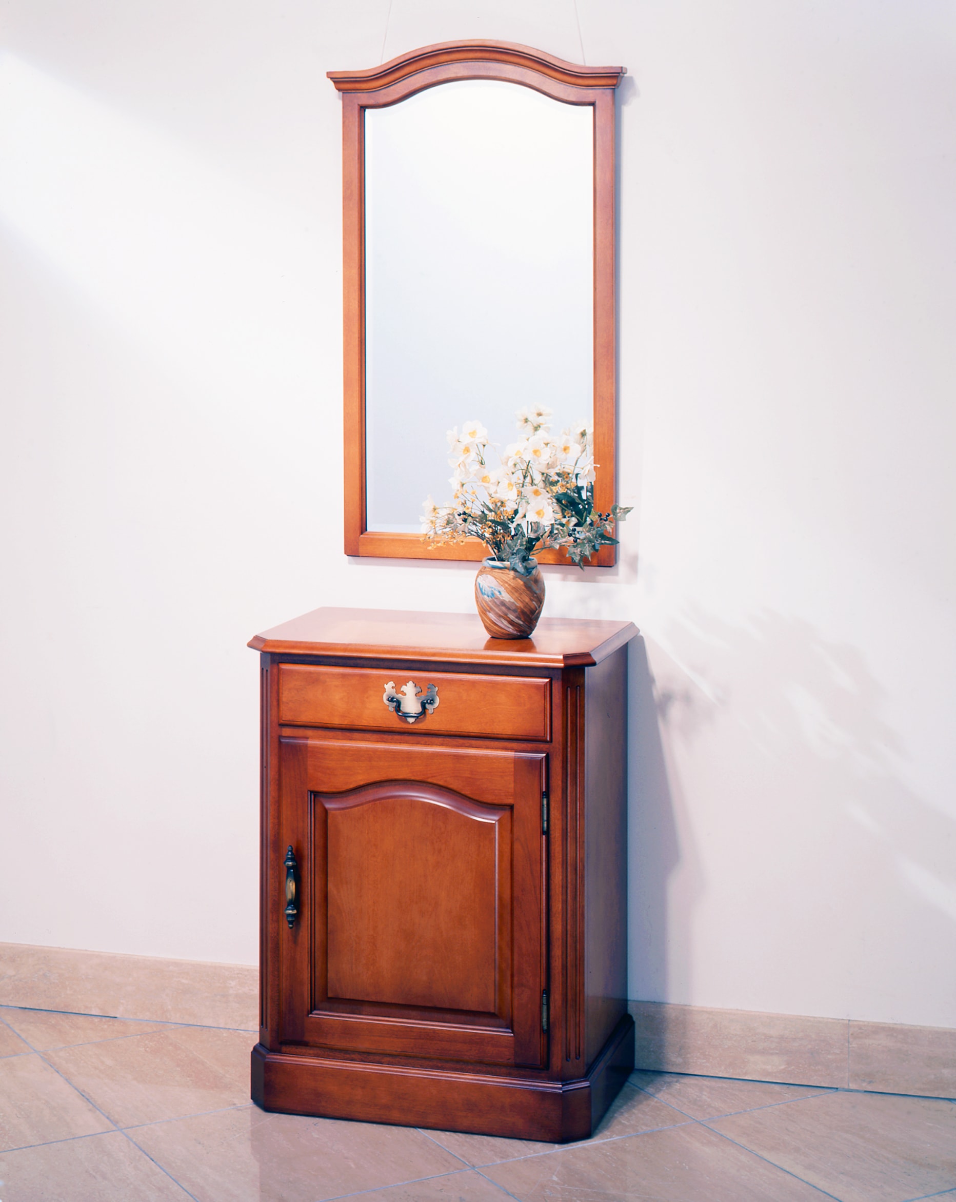 Cabinet Collection│横浜クラシック家具「ダニエル」