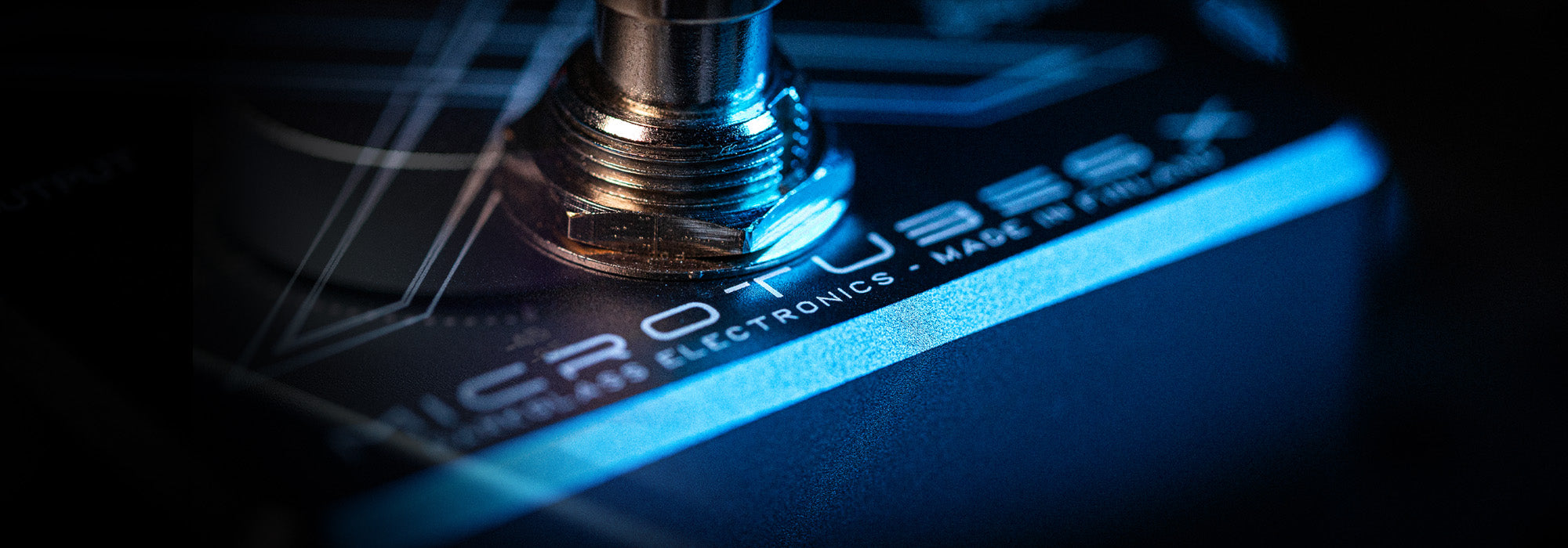 Microtubes X – Darkglass