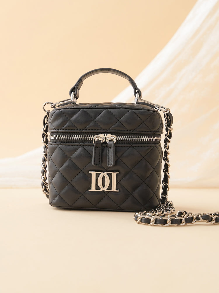 ダーリッチ キルティングスクエアミニバッグ