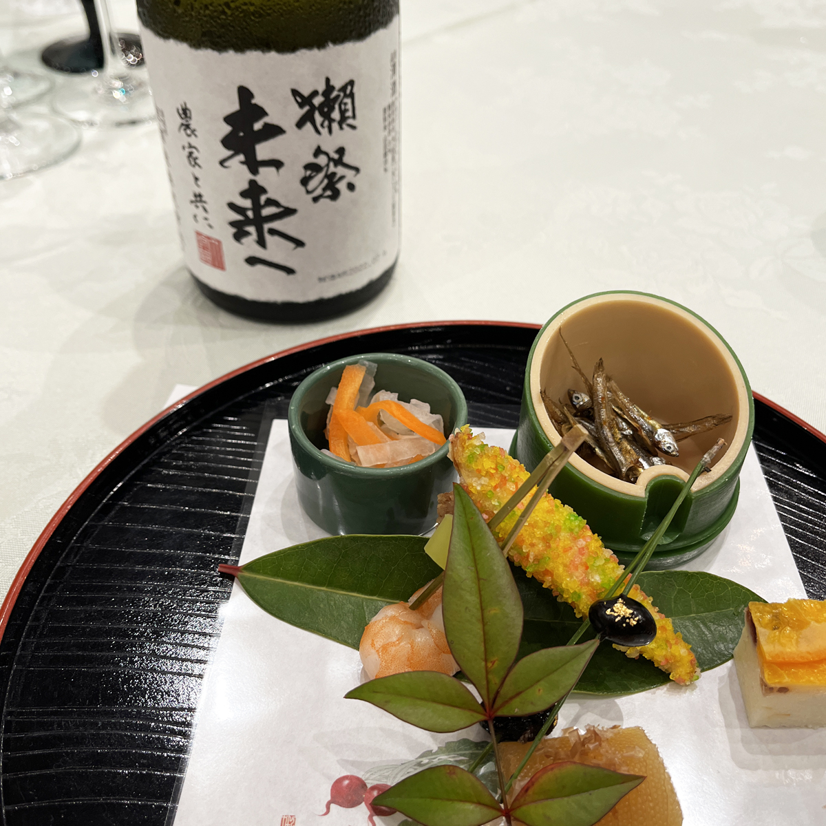 獺祭 未来へ 720ml 精米歩合8% 獺祭 未来へ 農家と共に - 獺祭の蔵元