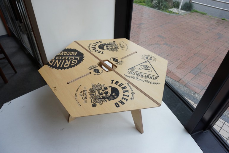 グラインドロッヂ テーブル GRIND LODGE tattam グラインドロッヂ