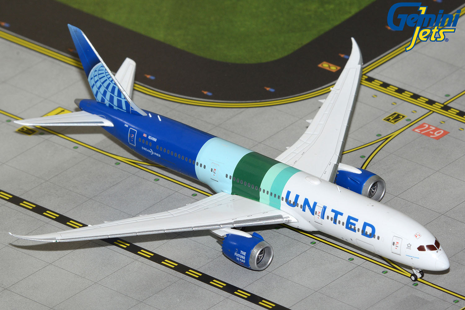 GeminiJets GJUAL2333 1:400 United Airlines Boeing 787-9 