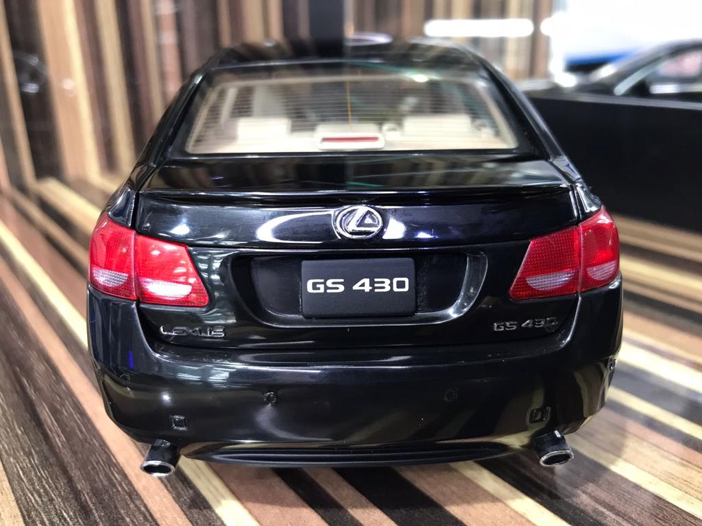 1/18 Diecast Lexus GS430 AUTOart Black Scale Model Car – dturman.com