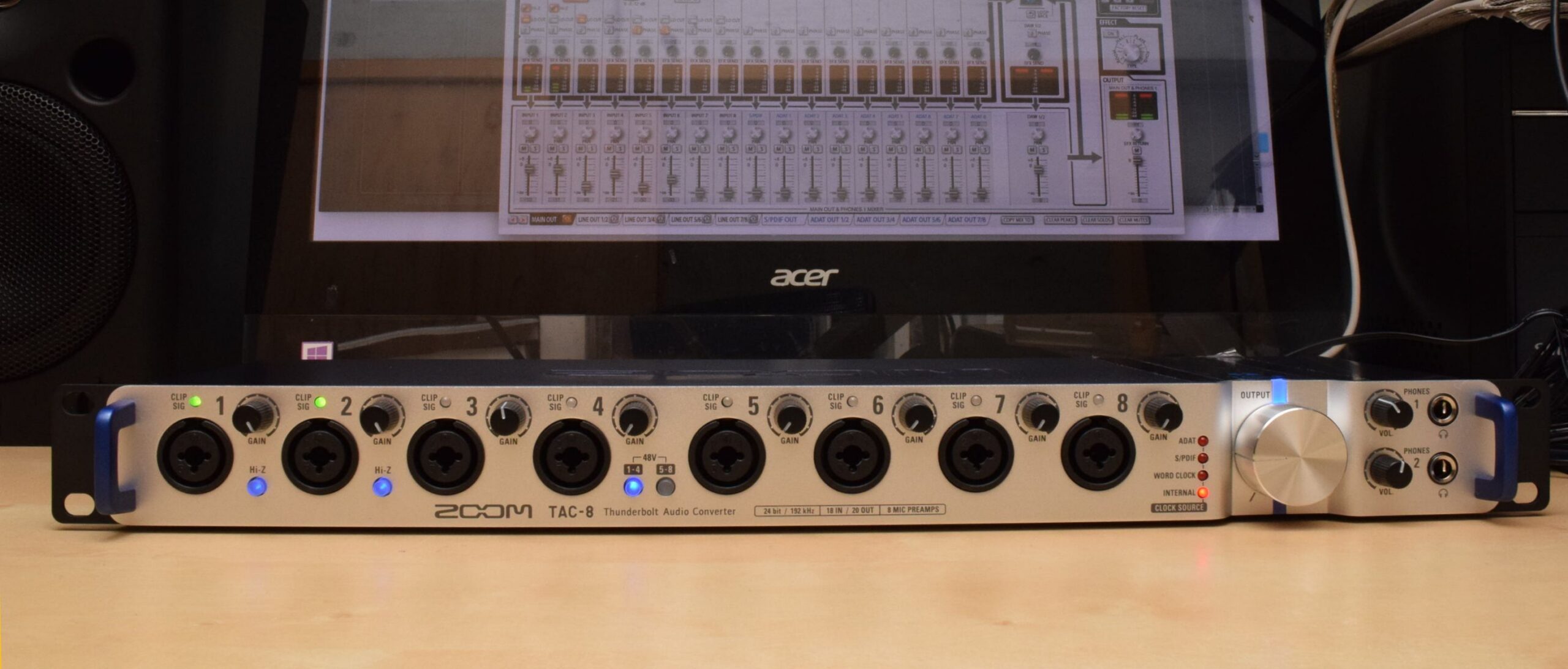 ZOOMのThunderboltオーディオIF、TAC-8が超高性能だ！ | DTMステーション