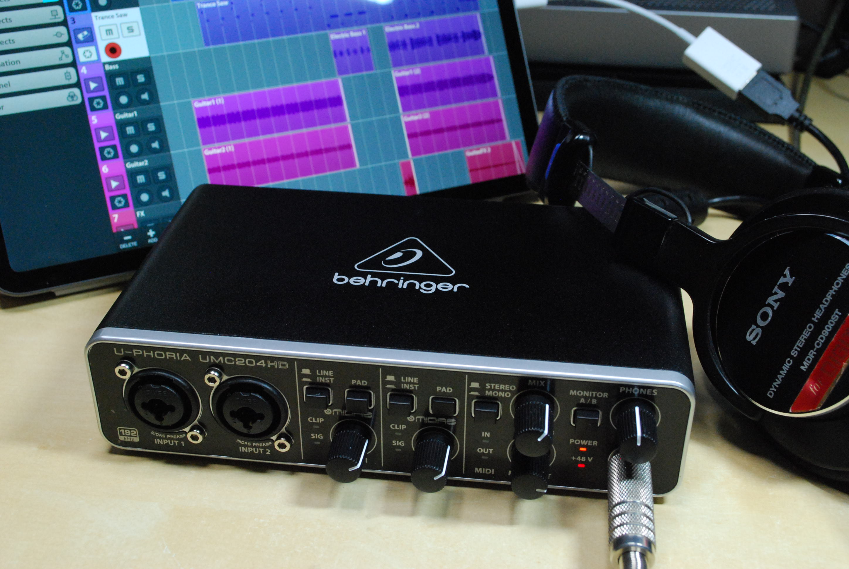 オーディオインターフェイスが4,698円!?価格破壊のbehringer U-PHORIA