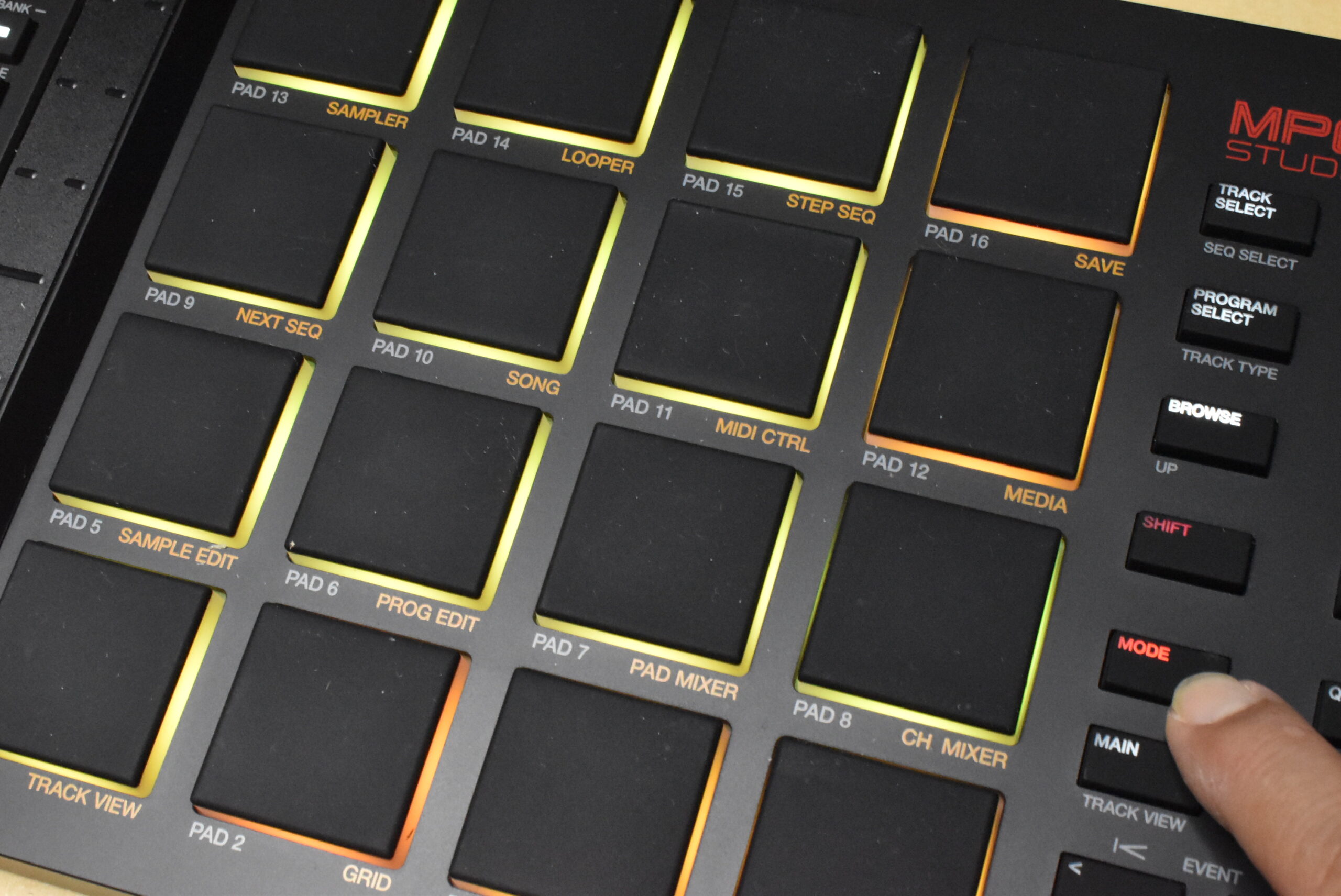 AKAIがMPC Studio 2をリリース。抜群の操作性を持つMPCシステムに100種