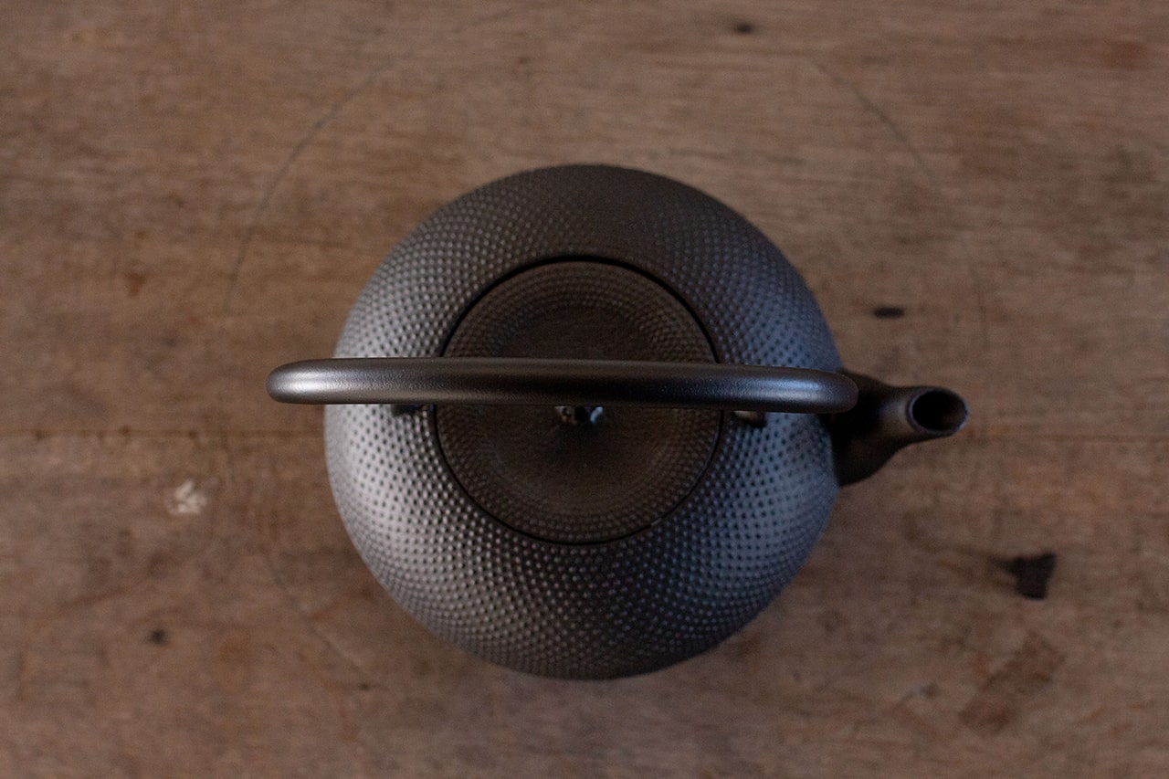 南部鉄器 鉄瓶観月アラレ