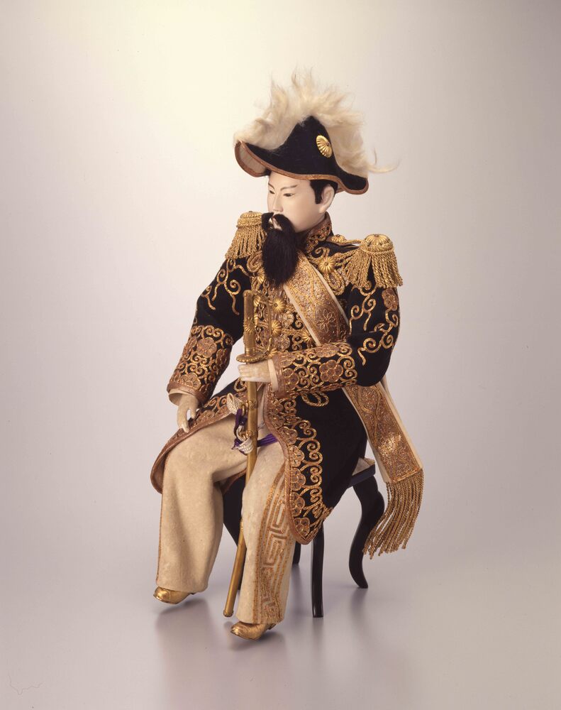 明治天皇の額装 軍服写真 明治天皇の額装 軍服写真 明治天皇（明治6年