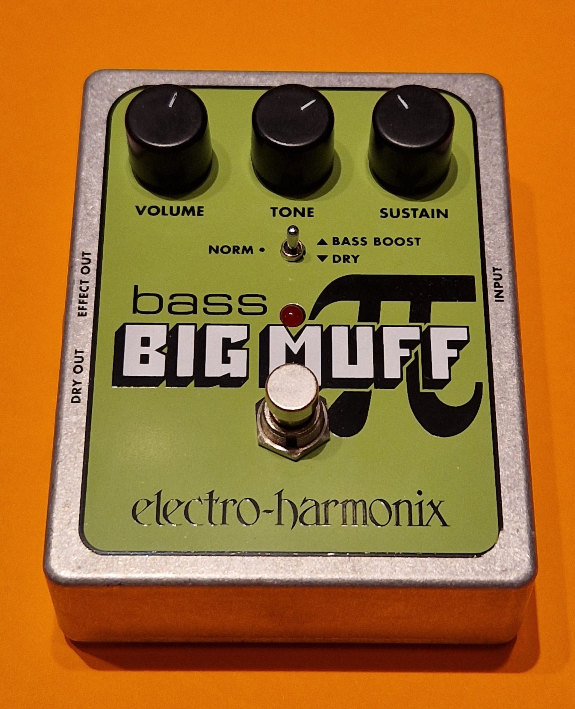electro-harmonix Bass Big Muff Pi - Effects Pedals