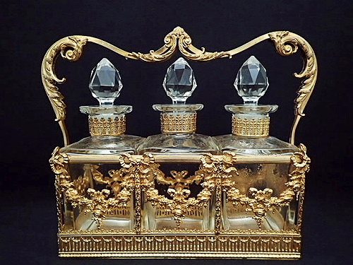 逸品 宮廷ロココ リボンと薔薇装飾 香水瓶セット - アンティーク