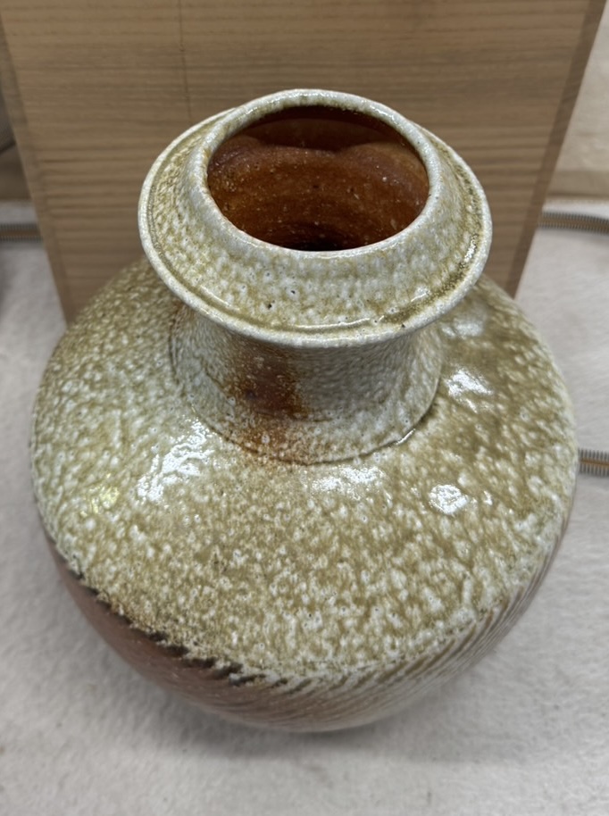 島岡達三 地釉象嵌縄文壺 | 買取実績 | 骨董品買取専門の古美術永澤