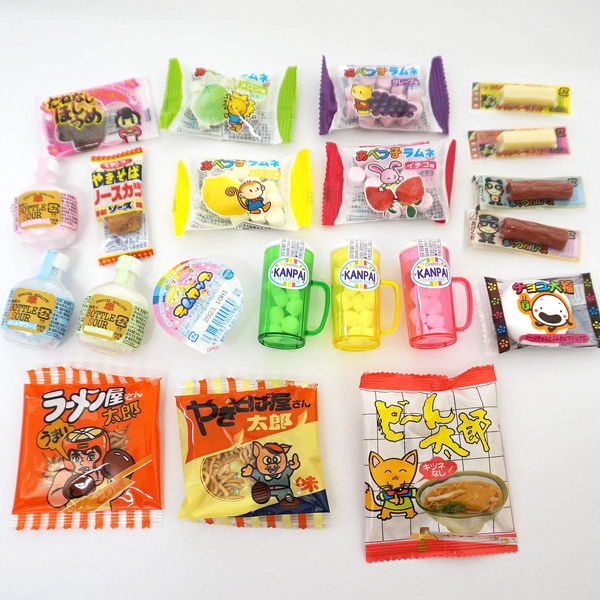 手のひらサイズのちっさいお菓子つかみどり UFOキャッチャーハンド付