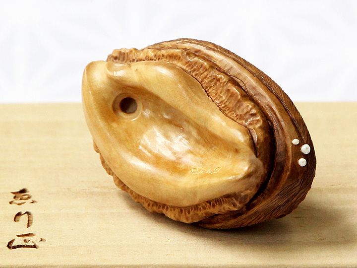 根付 鹿角 鮑 根付 時代提げ物 鮑貝形 提げ物 時代 貝